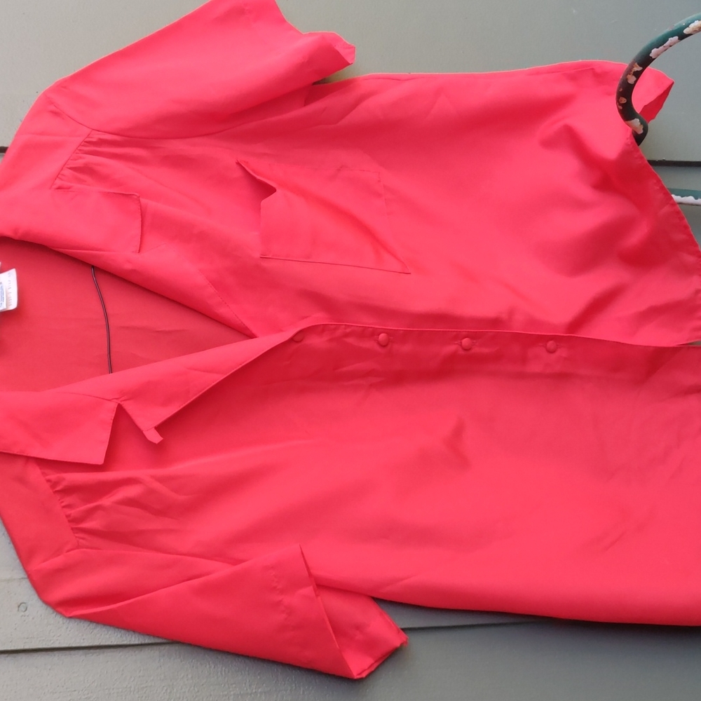 Vintage lightweight short sleeve blouse